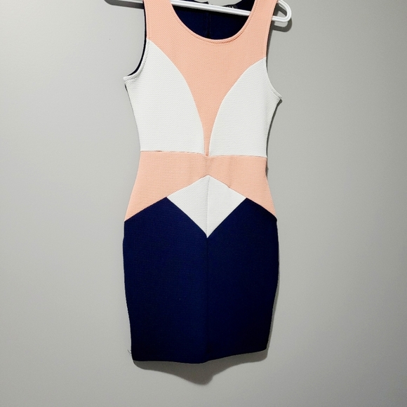 Dress, Blouse from Small to Medium - Picture 10 of 12